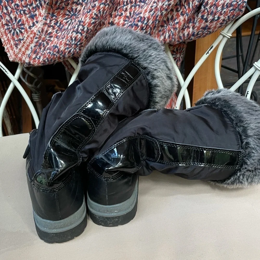Khombu Faux Fur Trim Snow‎ Boots Black Size 9